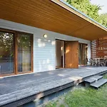 Metropolis Orman Evi *